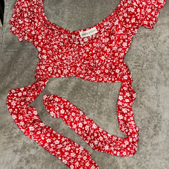 Top with wrap ties, by The Pants Store. size-small - Picture 3 of 10